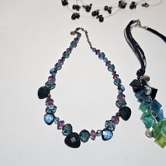 Lot Of 6 Fashion Statement Necklace Different Brands Colors And Styles  all bran - Picture 2 of 7